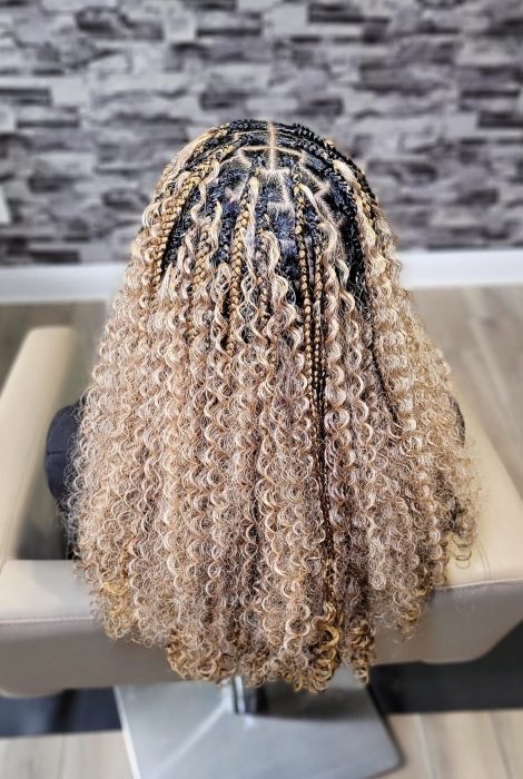 S-Medium Mid-Lower Back Knotless Boho (Knotless Boho)